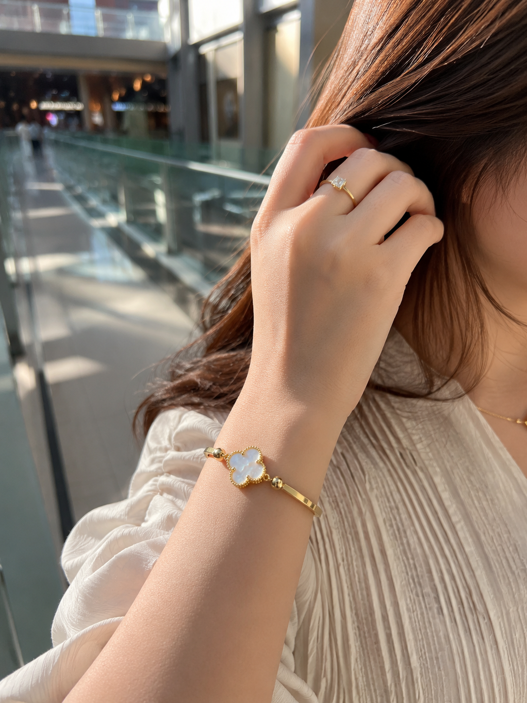Clover White Line Gold Bracelet